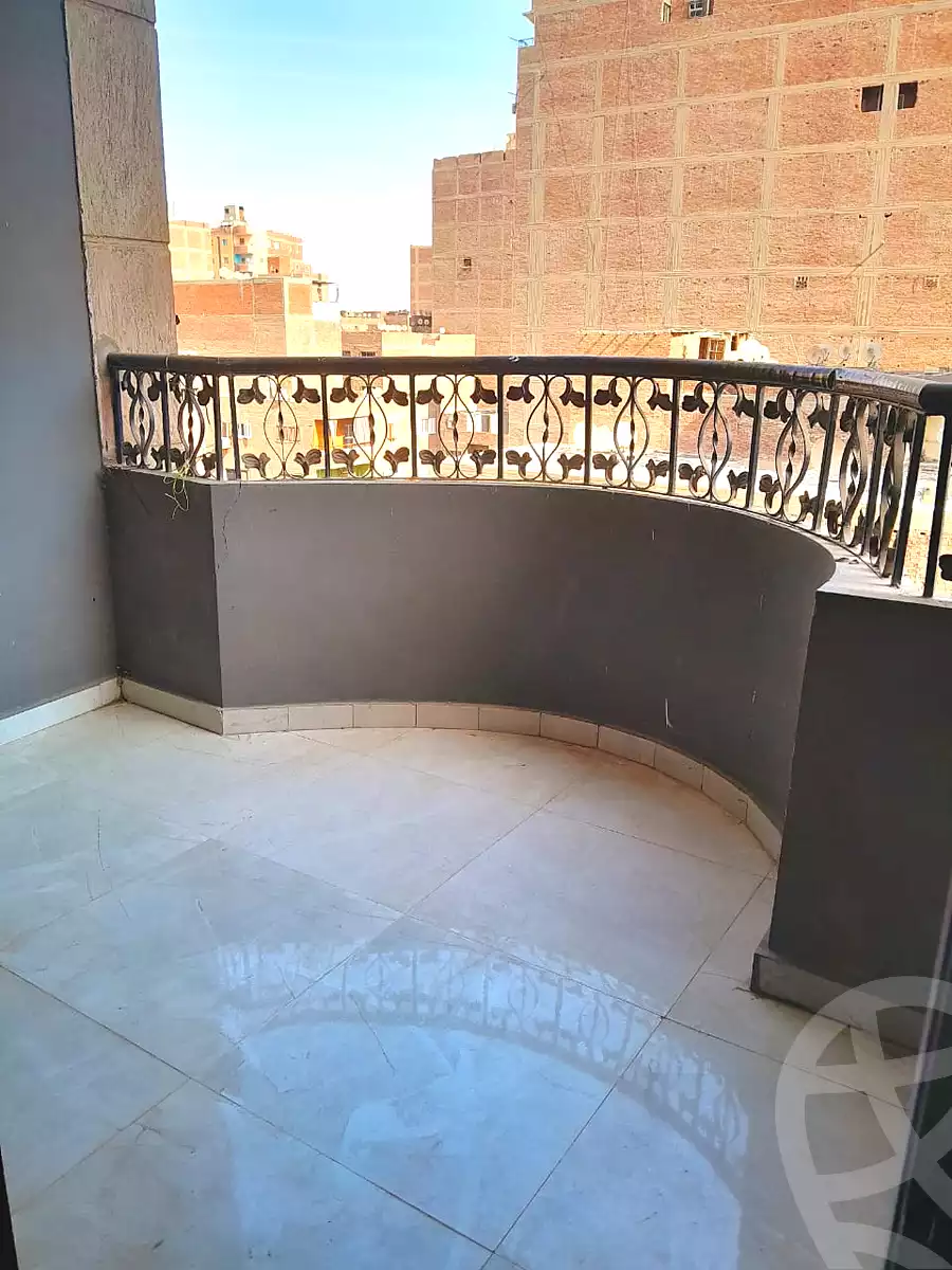 https://aqarmap.com.eg/ar/listing/6670046-for-rent-cairo-helwan-hadayek-helwan-nile-corniche-st