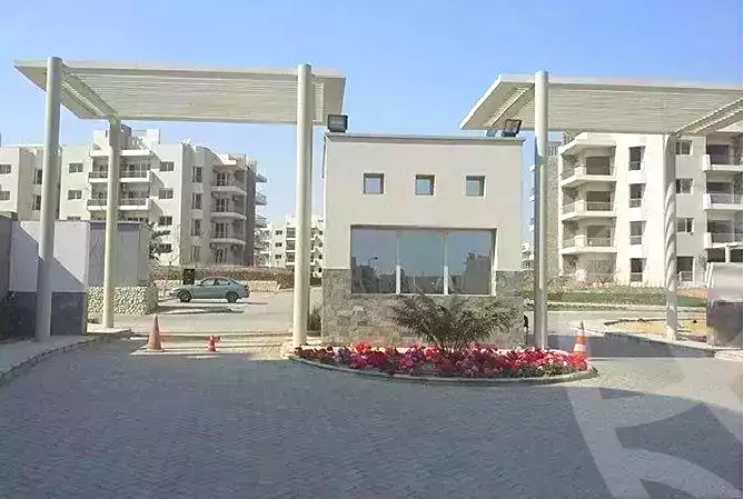https://aqarmap.com.eg/en/listing/6671269-for-sale-cairo-el-sheikh-zayed-city-compounds-dh-drys