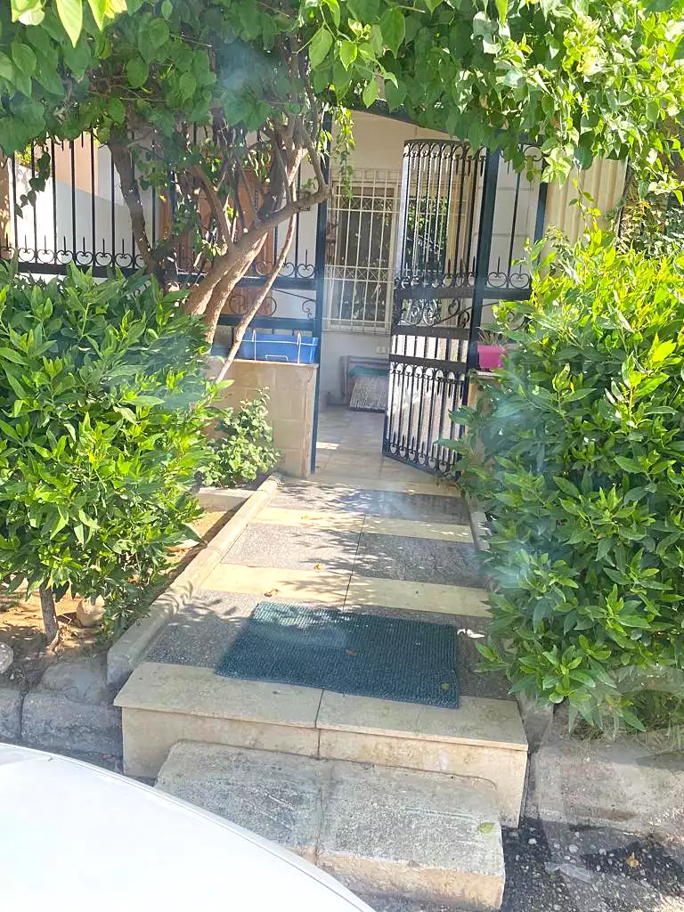 https://aqarmap.com.eg/ar/listing/6671354-for-sale-cairo-new-cairo-el-banafsg-el-banafsag-1-abd-el-hameed-gawdat-el-sahar-st