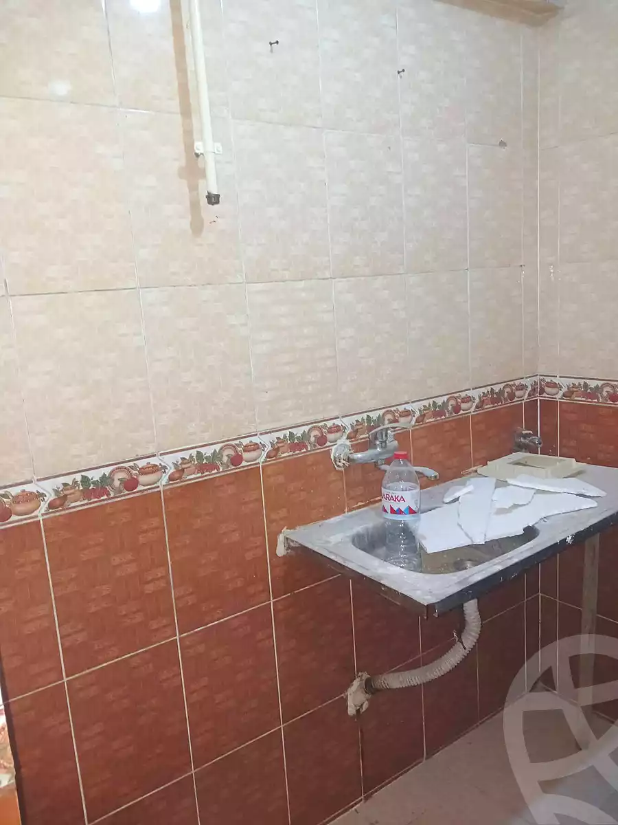 https://aqarmap.com.eg/ar/listing/6671921-for-sale-alexandria-l-jmy-lbytsh-el-hanafeya-st