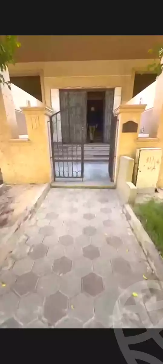 https://aqarmap.com.eg/ar/listing/6672186-for-sale-cairo-new-cairo-el-narges-el-narges-2-pilot-halawany-st