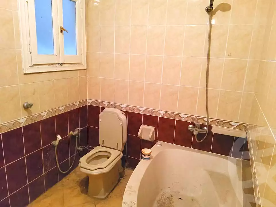 https://aqarmap.com.eg/en/listing/6672596-for-sale-alexandria-el-montazah-el-geesh