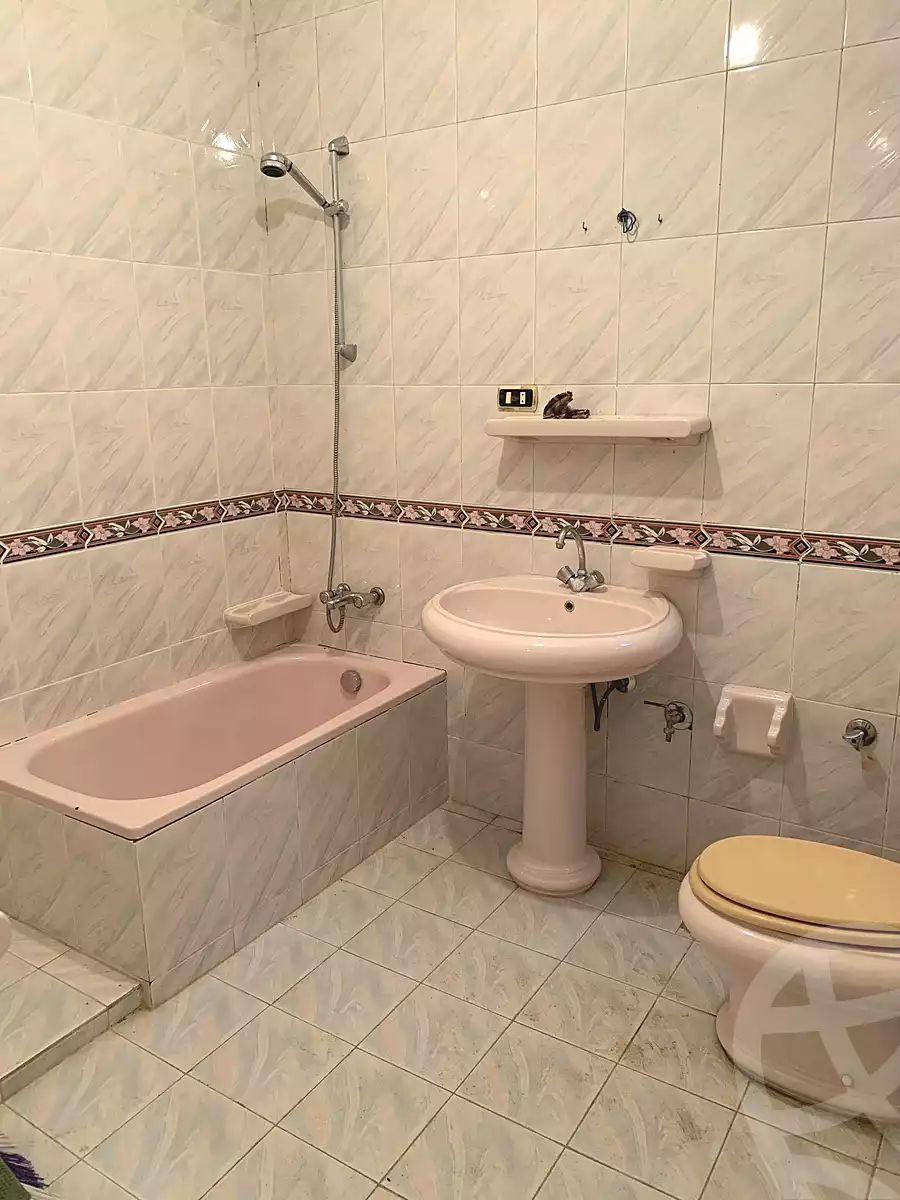 https://aqarmap.com.eg/ar/listing/6672681-for-sale-alexandria-l-jmy-el-hanouvel-kasr-al-quiri-st-1