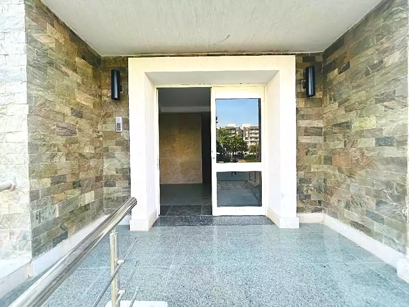 https://aqarmap.com.eg/ar/listing/6673425-for-sale-cairo-new-cairo-madinaty-twelfth-zone-buildings-madinaty-b-12