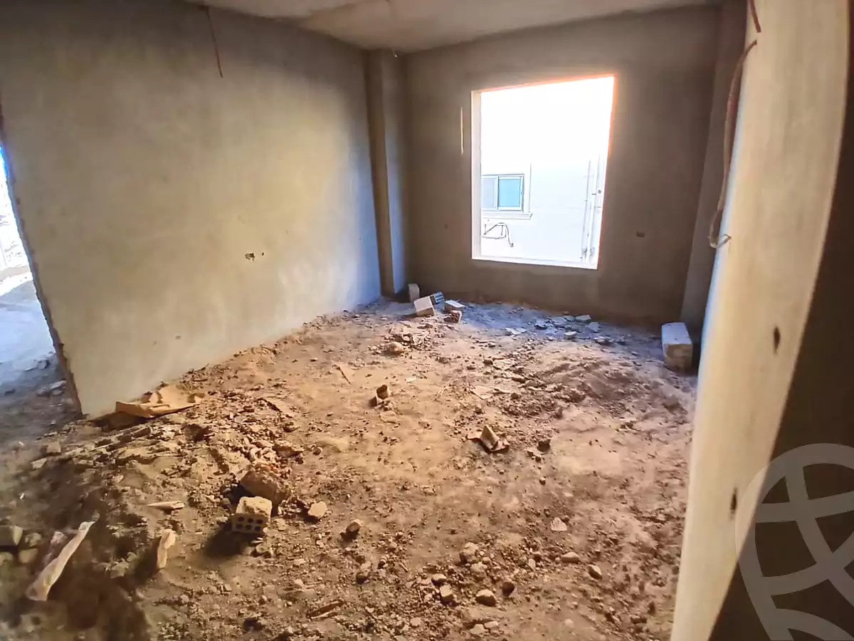 https://aqarmap.com.eg/ar/listing/6673434-for-sale-cairo-6th-of-october-el-tawsaat-el-shamalya-touristic-third-area