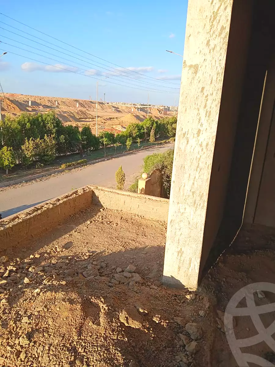 https://aqarmap.com.eg/ar/listing/6673434-for-sale-cairo-6th-of-october-el-tawsaat-el-shamalya-touristic-third-area
