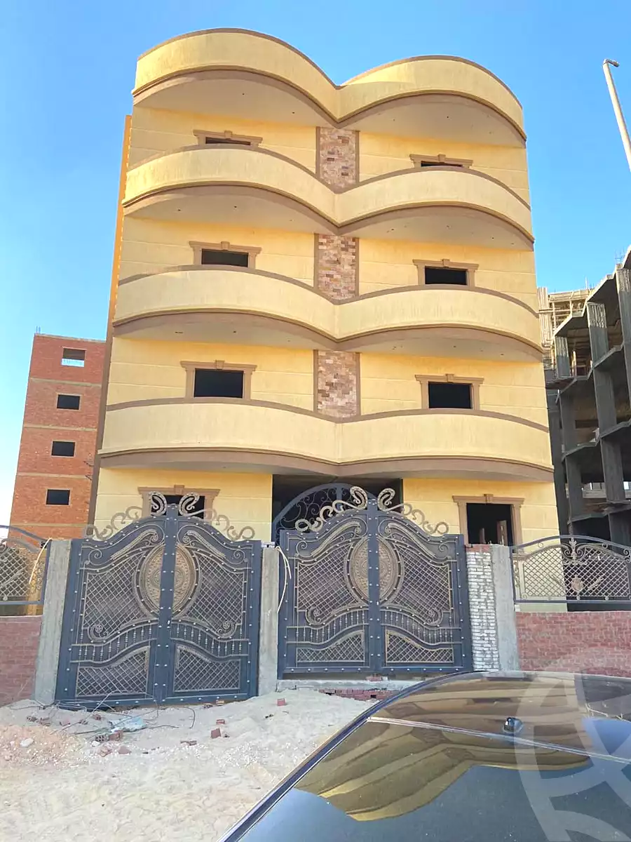 https://aqarmap.com.eg/ar/listing/6673442-for-sale-cairo-6th-of-october-hadaeq-october-mosalsal-3