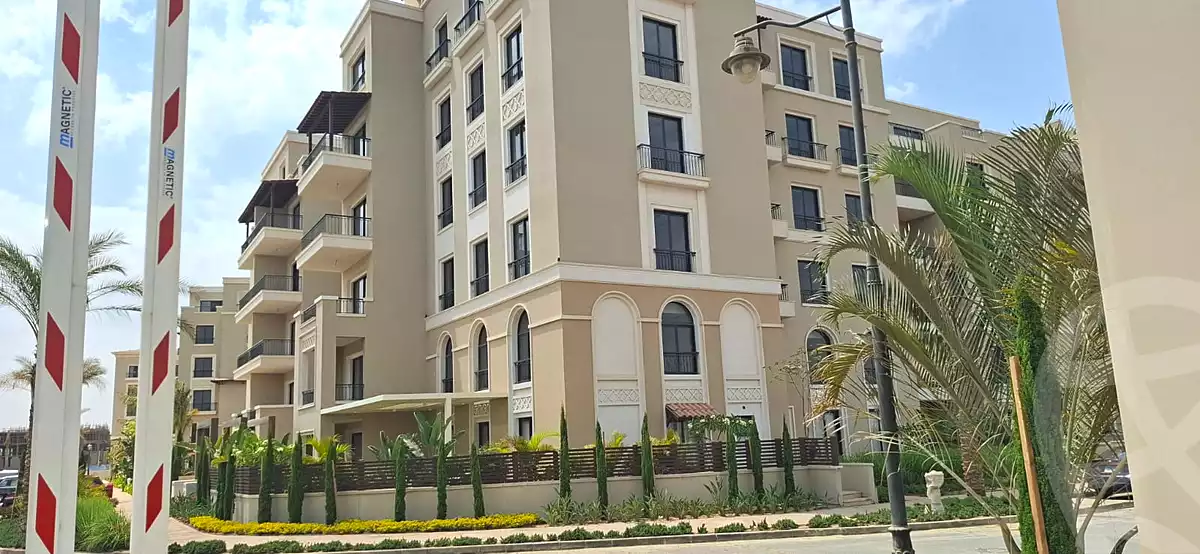https://aqarmap.com.eg/en/listing/6673893-for-sale-cairo-el-sheikh-zayed-city-compounds-kmbwnd-fyldj-wyst-dr-llttwyr