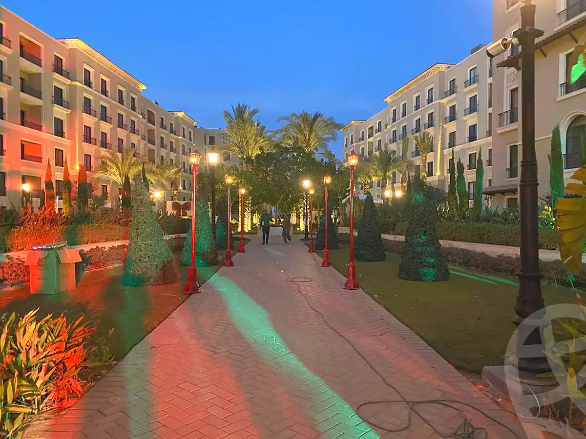 https://aqarmap.com.eg/en/listing/6674374-for-sale-cairo-el-sheikh-zayed-city-compounds-kmbwnd-fyldj-wyst-dr-llttwyr