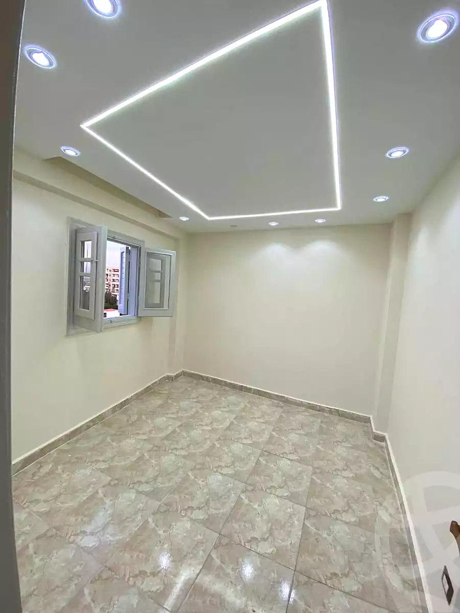 https://aqarmap.com.eg/ar/listing/6674801-for-sale-alexandria-l-jmy-lbytsh-ibrahim-othman-st