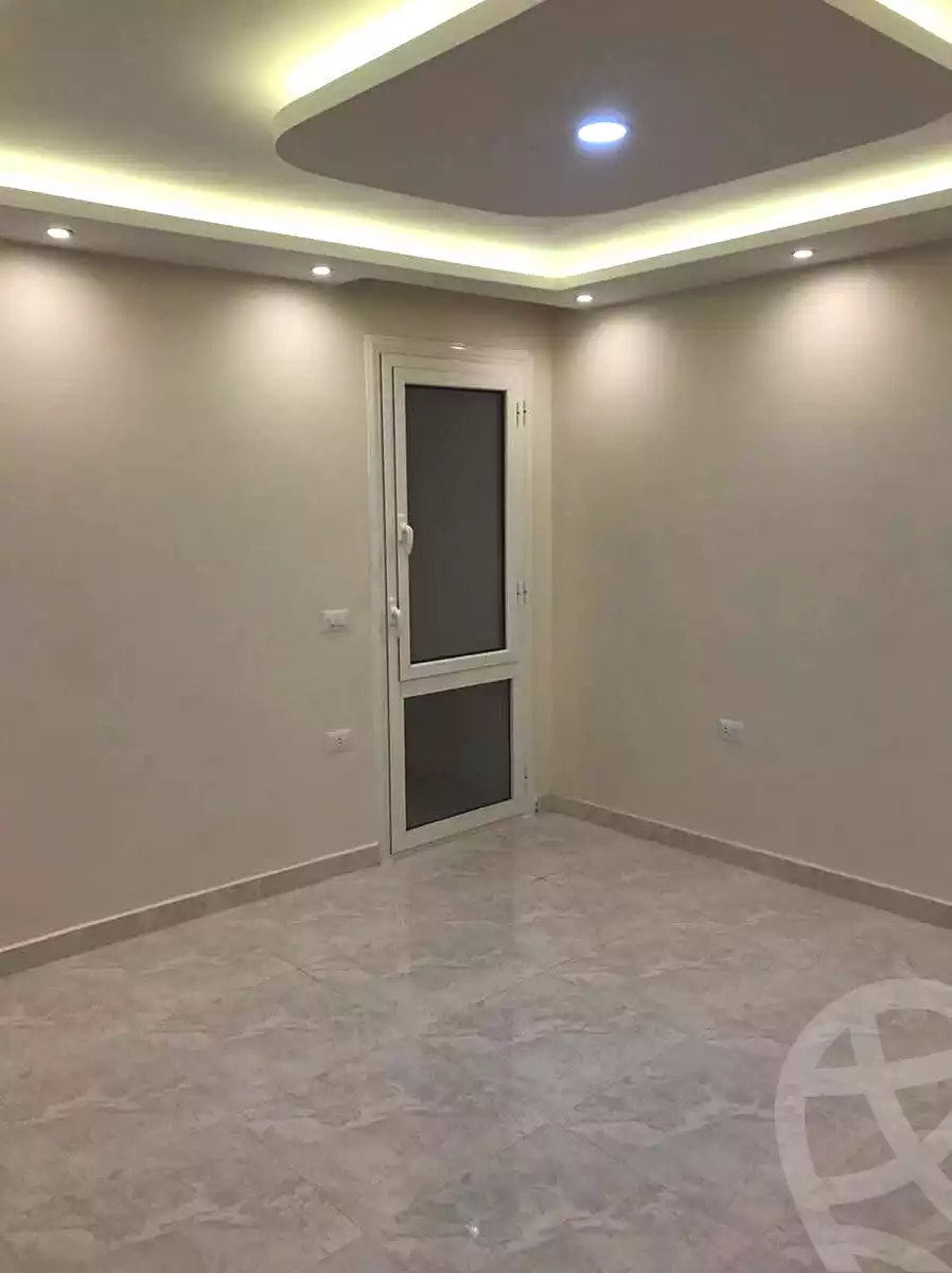 https://aqarmap.com.eg/en/listing/6675013-for-rent-alexandria-el-montazah-compounds-in-el-montazah-royal-plaza-compound-al-halawany