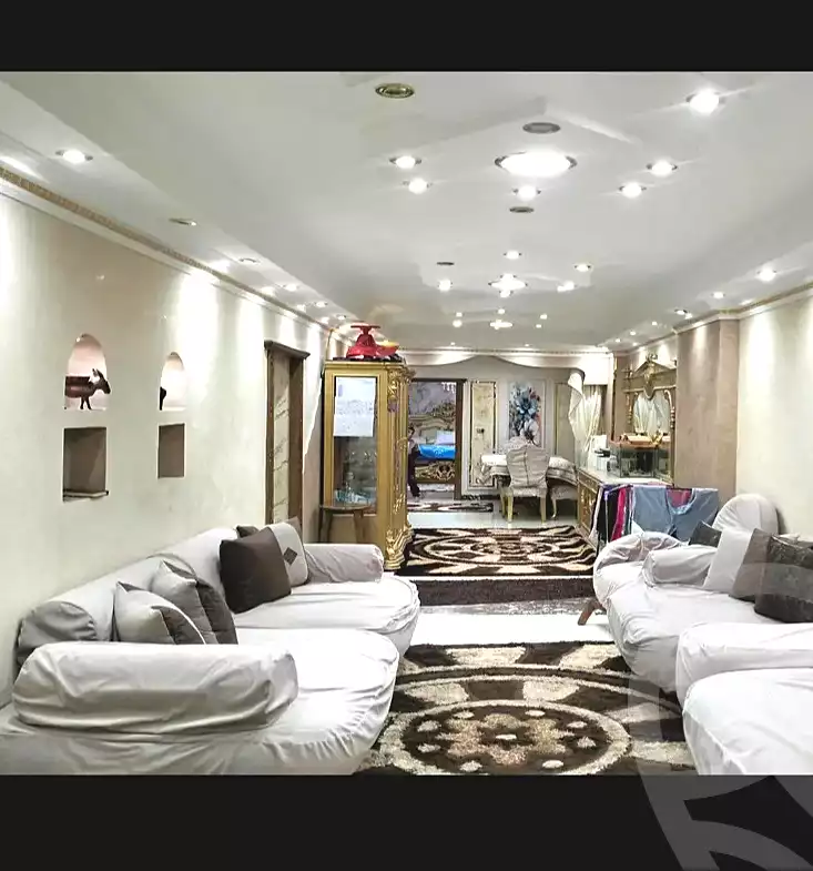 https://aqarmap.com.eg/en/listing/6675285-for-sale-cairo-helwan-helwan-el-sharkeya-mostafa-safwat-st