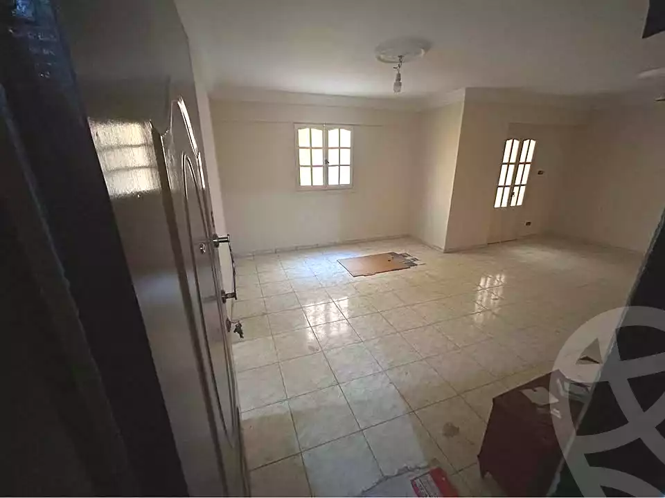 https://aqarmap.com.eg/en/listing/6675723-for-rent-alexandria-ganaklis