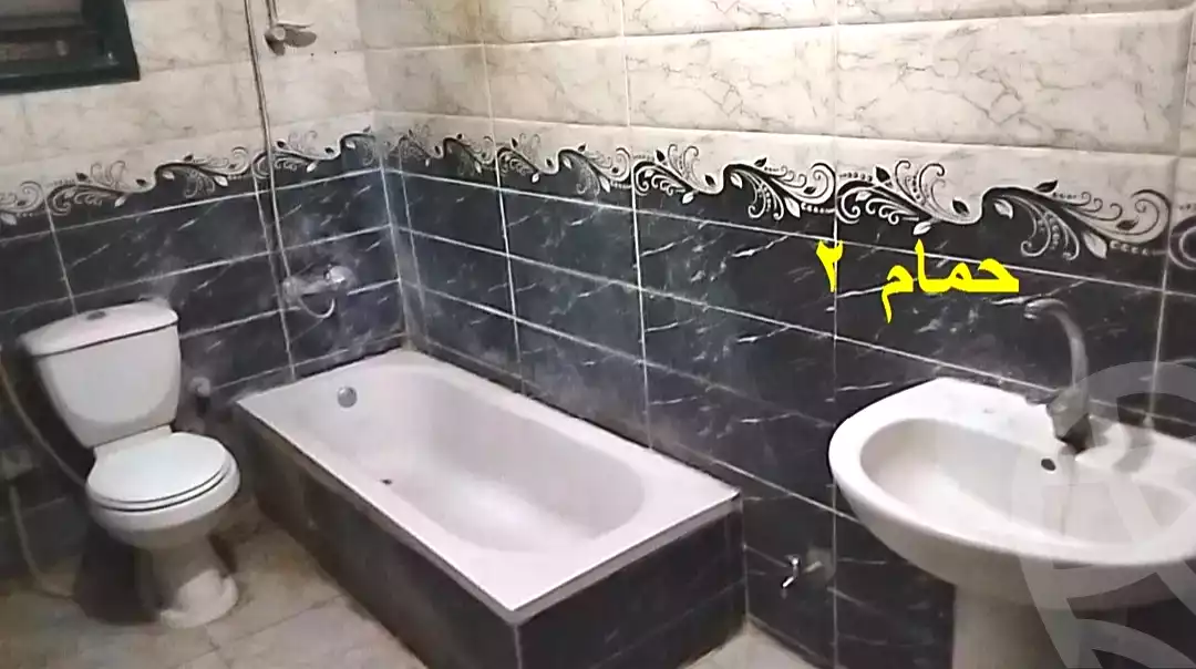 https://aqarmap.com.eg/ar/listing/6676290-for-sale-cairo-helwan-el-shareaa-el-sharby-st