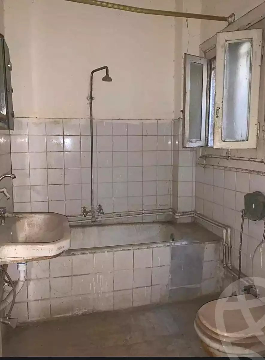 https://aqarmap.com.eg/ar/listing/6676502-for-sale-cairo-hadayek-el-koba-hamamat-el-koba