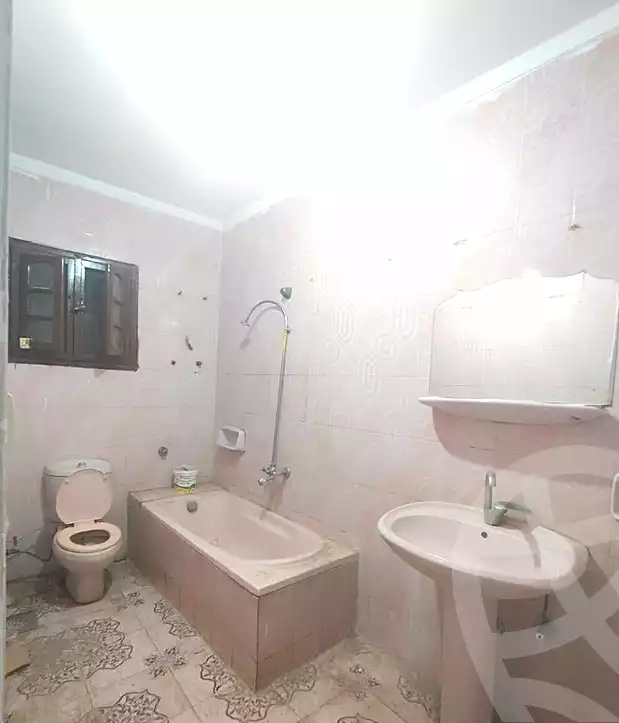 https://aqarmap.com.eg/ar/listing/6676709-for-sale-alexandria-sydy-bshr-sydy-bshr-bhry-shr-mhmwd-l-yswy