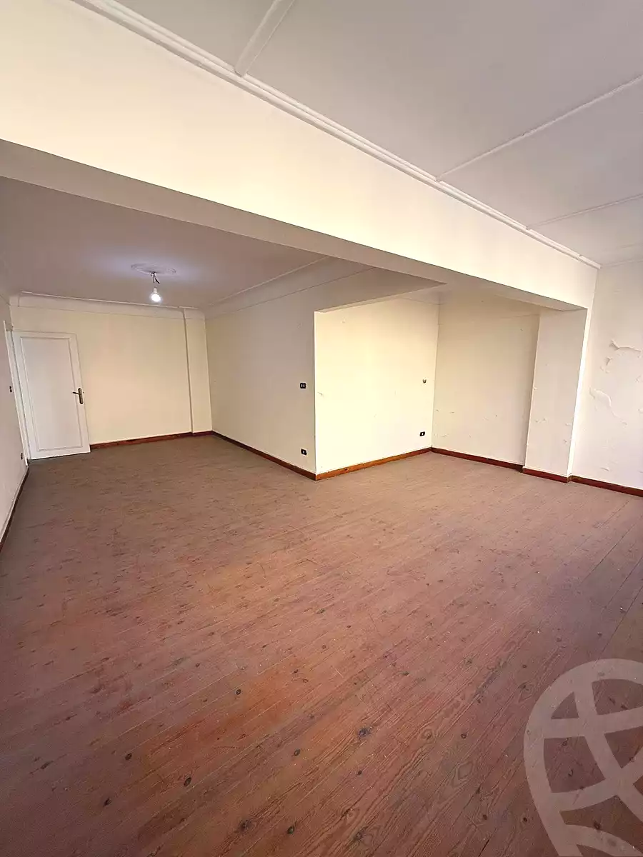 https://aqarmap.com.eg/ar/listing/6676768-for-sale-alexandria-el-asafra-ahmed-tiesser-st