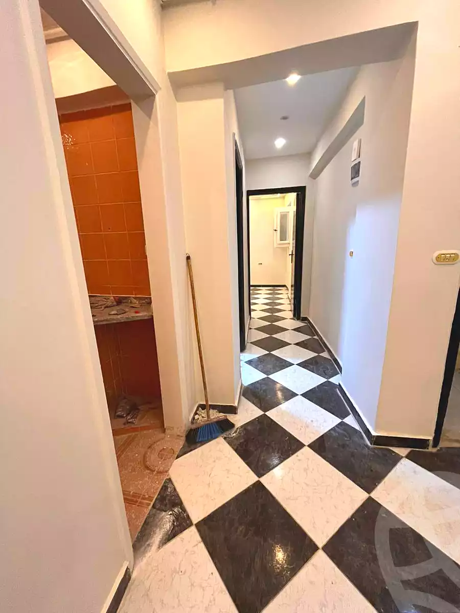 https://aqarmap.com.eg/ar/listing/6676850-for-sale-alexandria-l-jmy-lbytsh-ain-shams-st
