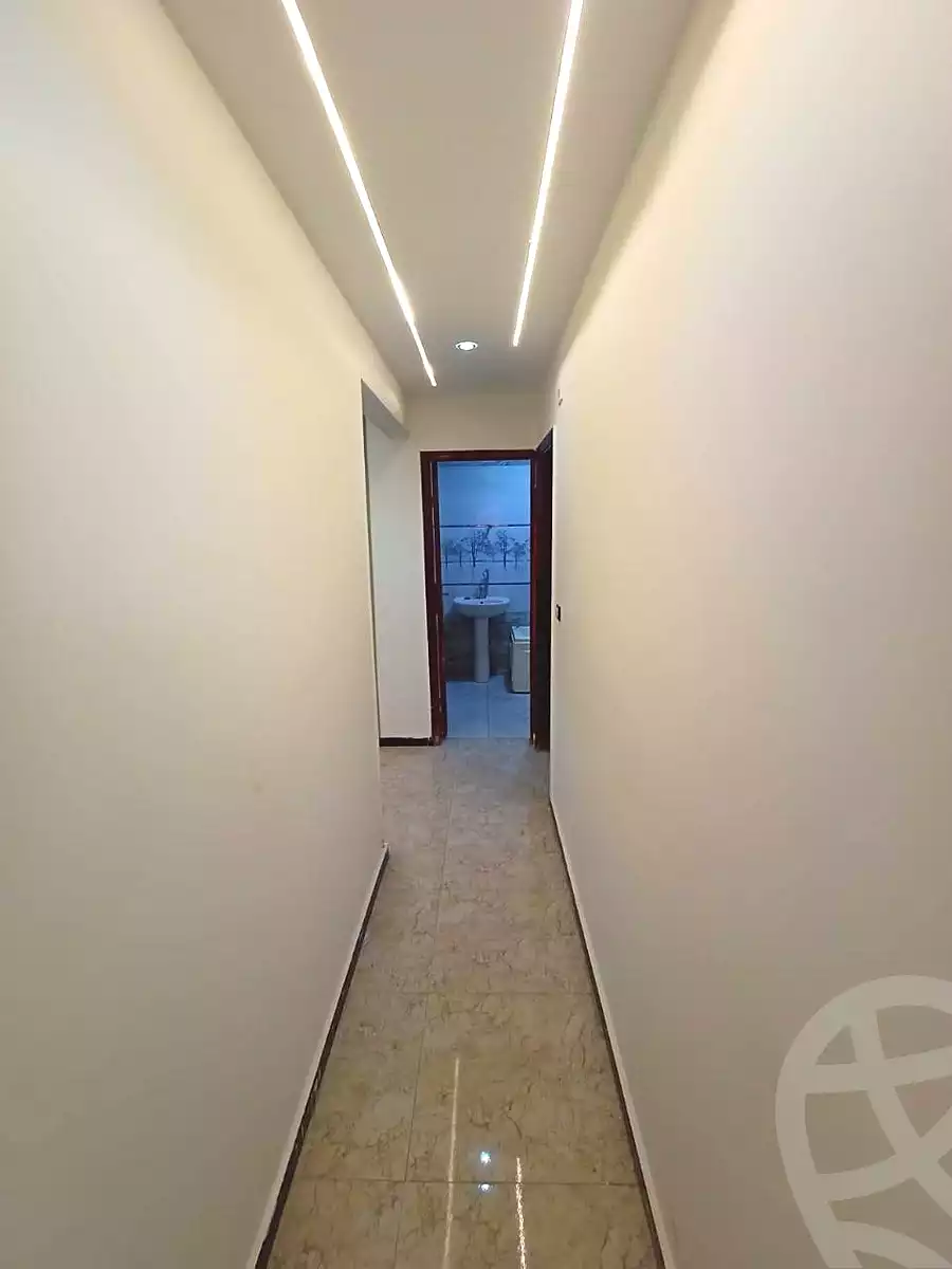 https://aqarmap.com.eg/ar/listing/6676865-for-sale-cairo-helwan-mohamed-sayed-ahmed-st