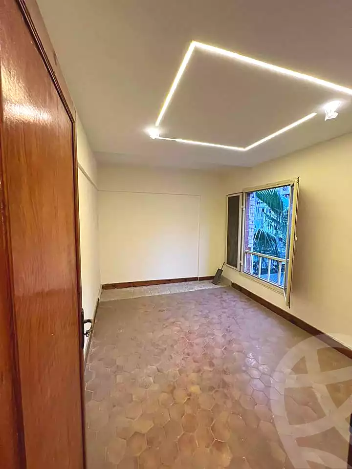 https://aqarmap.com.eg/en/listing/6676904-for-sale-alexandria-l-jmy-lbytsh-bianchiii-el-arbaeen-st