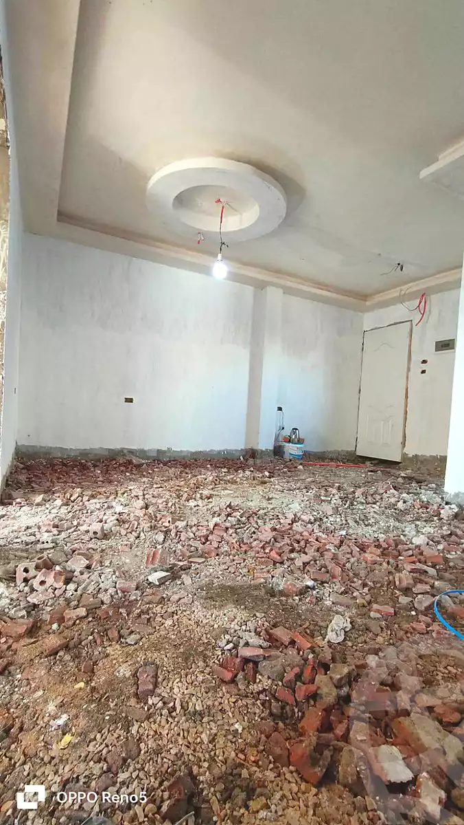 https://aqarmap.com.eg/ar/listing/6677017-for-sale-cairo-helwan-mohamed-sayed-ahmed-st