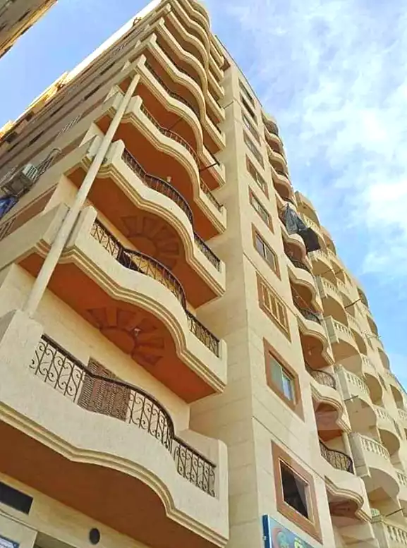 https://aqarmap.com.eg/en/listing/6677026-for-sale-alexandria-l-jmy-el-kilo-21