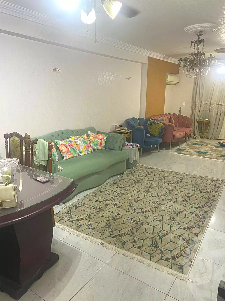 https://aqarmap.com.eg/ar/listing/6677031-for-sale-cairo-el-haram-shareaa-khatem-el-morsalen