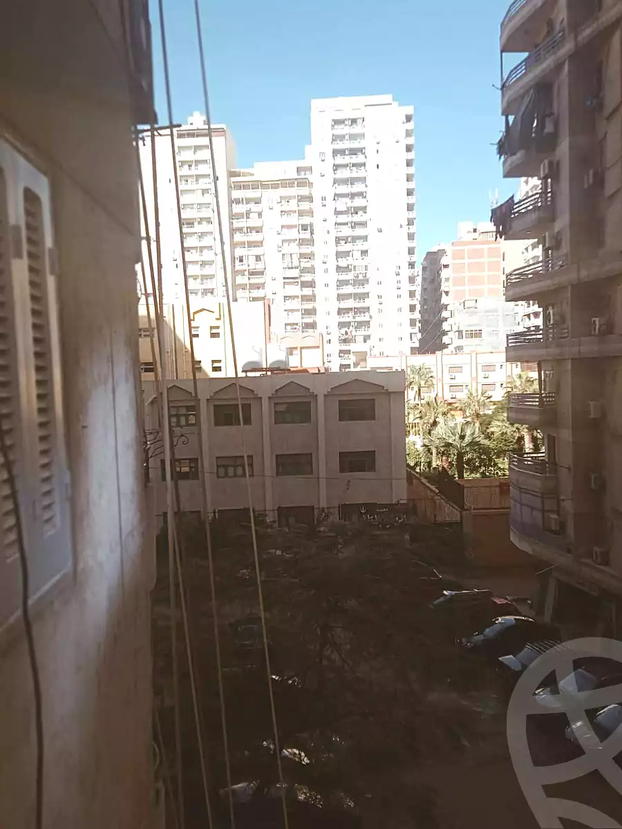 https://aqarmap.com.eg/ar/listing/6677328-for-sale-alexandria-miami-45-street