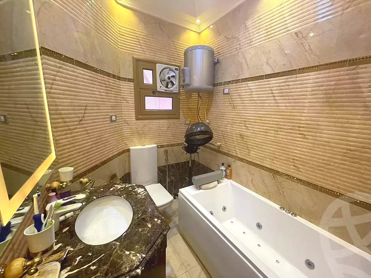 https://aqarmap.com.eg/ar/listing/6677379-for-sale-cairo-new-cairo-el-narges-el-narges-omarat-mohamed-sabry-abu-alam-st