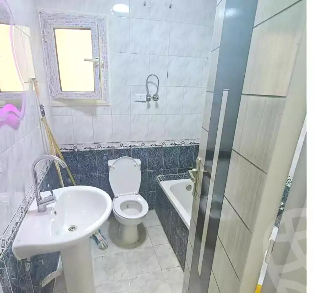https://aqarmap.com.eg/en/listing/6678083-for-sale-alexandria-sydy-bshr-sydy-bshr-bhry-shr-mhmwd-l-yswy
