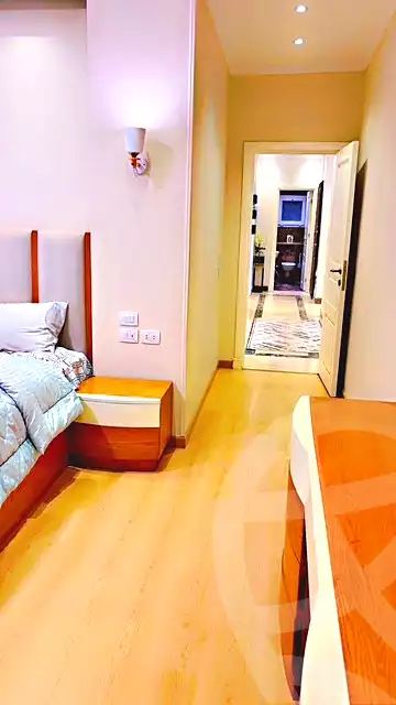 https://aqarmap.com.eg/ar/listing/6665099-for-sale-cairo-new-cairo-first-settlement-mhwr-mstfy-kml