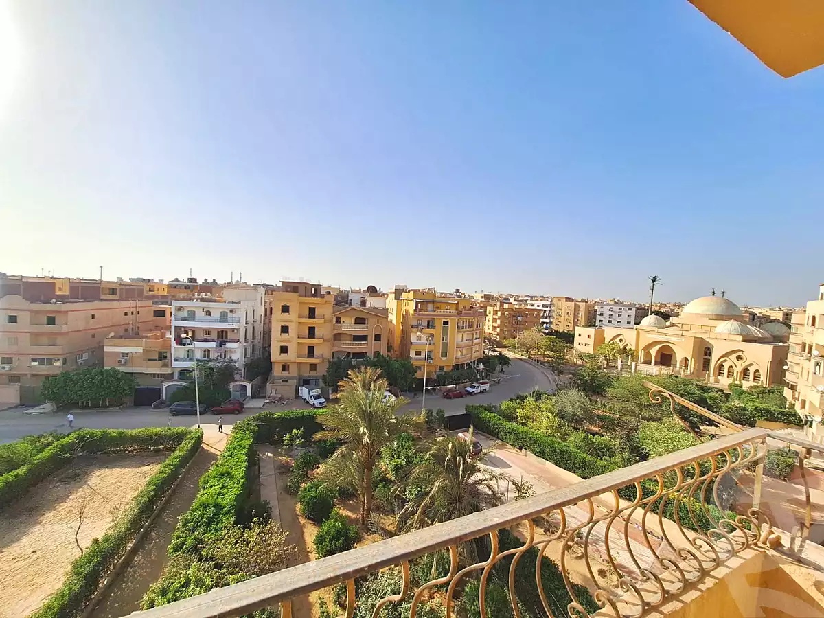 https://aqarmap.com.eg/ar/listing/6678836-for-sale-cairo-6th-of-october-el-ahyaa-neighborhood-5th-street-31