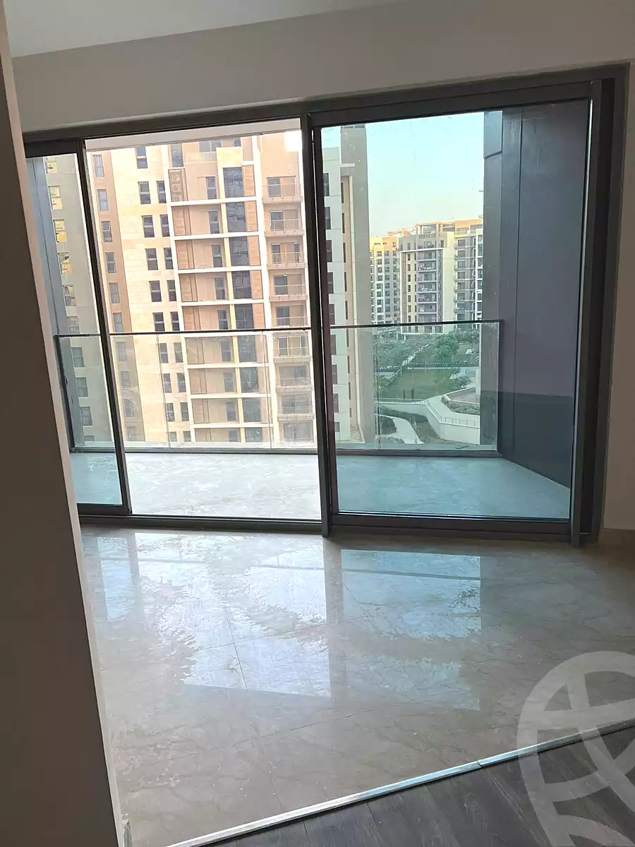 https://aqarmap.com.eg/ar/listing/6799222-for-sale-cairo-el-sheikh-zayed-city-compounds-zyd-wr-llttwyr-z-tower