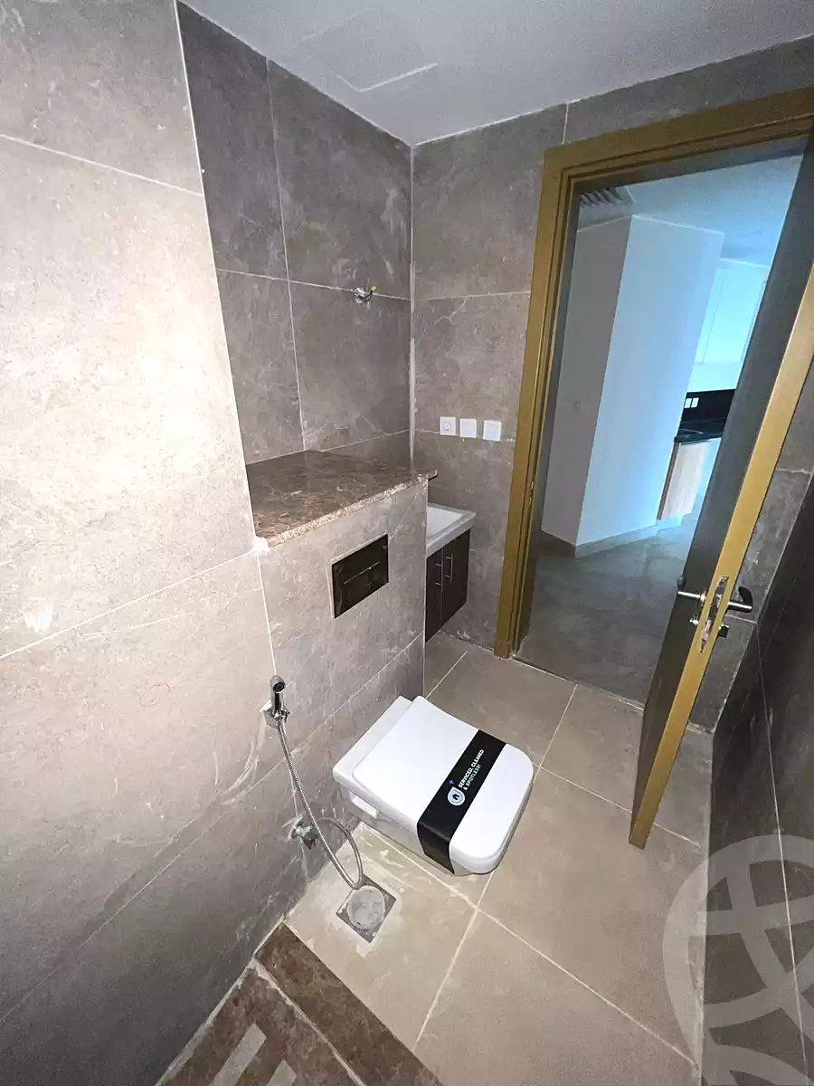 https://aqarmap.com.eg/ar/listing/6799222-for-sale-cairo-el-sheikh-zayed-city-compounds-zyd-wr-llttwyr-z-tower
