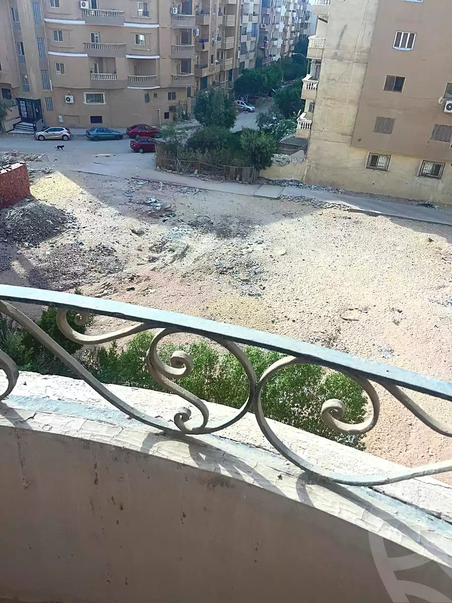 https://aqarmap.com.eg/ar/listing/6679361-for-sale-cairo-6th-of-october-el-ahyaa-neighborhood-4th-neighborhood-3