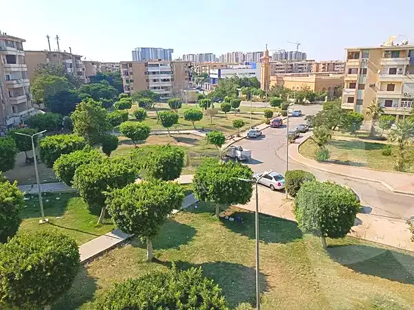 https://aqarmap.com.eg/en/listing/6679375-for-sale-cairo-el-sheikh-zayed-city-el-hay-elawel-street-10