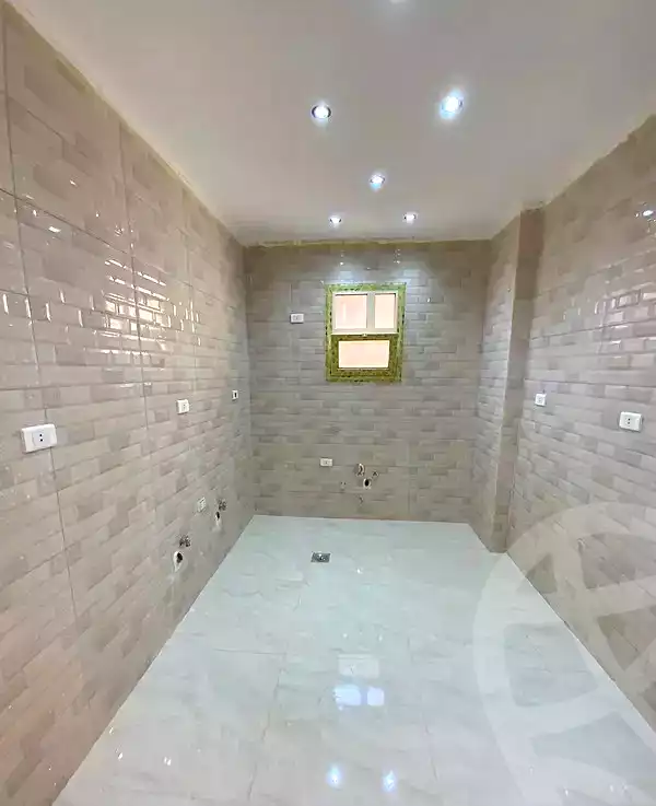 https://aqarmap.com.eg/ar/listing/6679993-for-sale-cairo-6th-of-october-el-ahyaa-neighborhood-2nd-divided-from-al-kafrawei-st