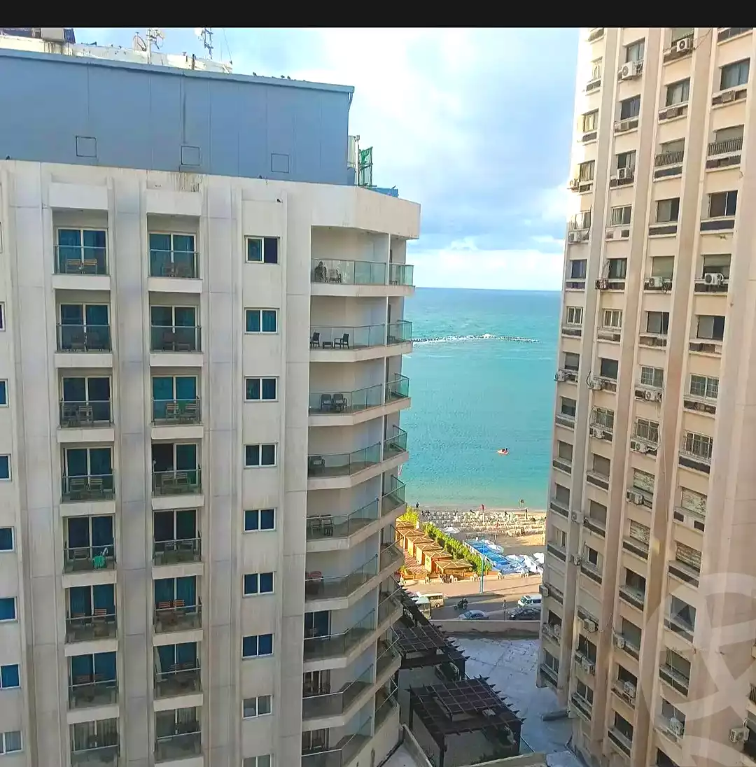 https://aqarmap.com.eg/ar/listing/6680283-for-sale-alexandria-sydy-bshr