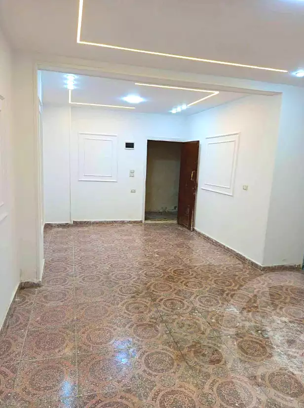 https://aqarmap.com.eg/ar/listing/6680955-for-sale-alexandria-l-jmy-lbytsh-ibrahim-othman-st
