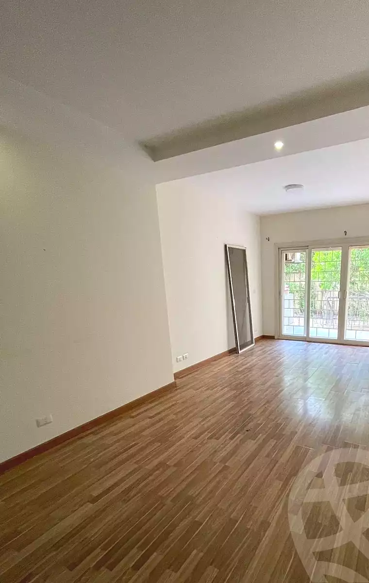 https://aqarmap.com.eg/en/listing/6682331-for-sale-cairo-el-sheikh-zayed-city-compounds-dh-drys