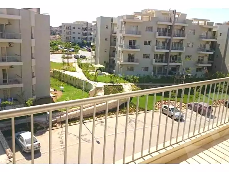 https://aqarmap.com.eg/ar/listing/6682731-for-sale-cairo-el-sheikh-zayed-city-compounds-dh-drys