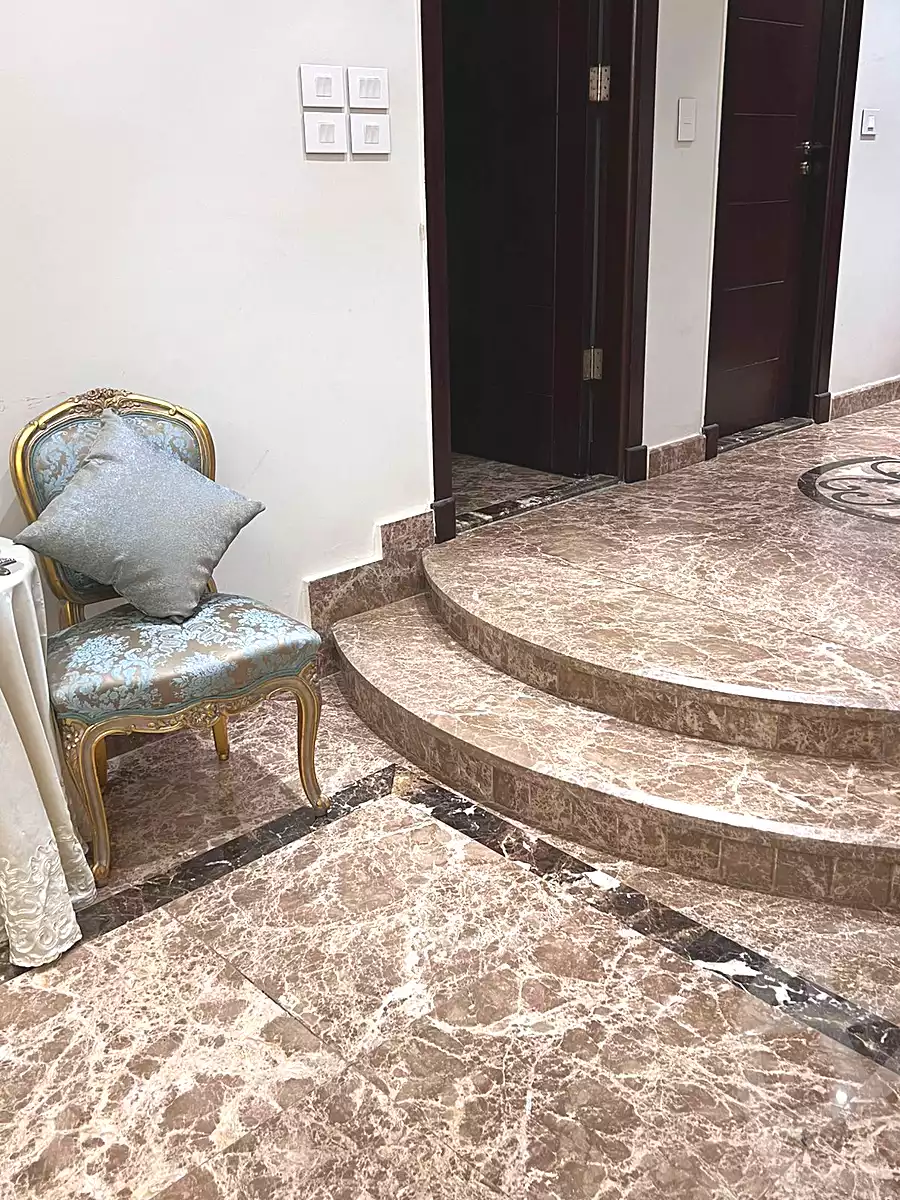 https://aqarmap.com.eg/ar/listing/6683190-for-sale-cairo-el-sheikh-zayed-city-compounds-hadayek-el-mohandiseen