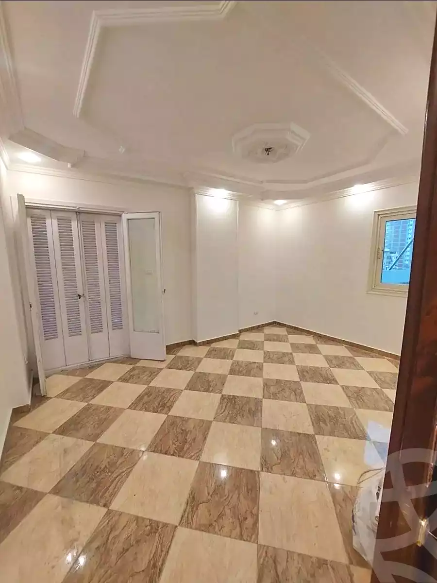 https://aqarmap.com.eg/ar/listing/6683469-for-sale-alexandria-el-asafra-l-sfr-bhry