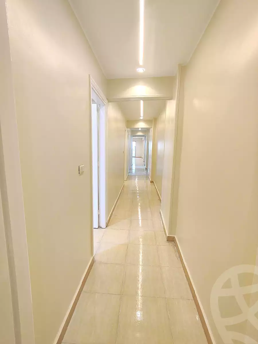 https://aqarmap.com.eg/ar/listing/6683537-for-sale-alexandria-sydy-bshr-sydy-bshr-bhry-gamal-abd-el-nasir-st