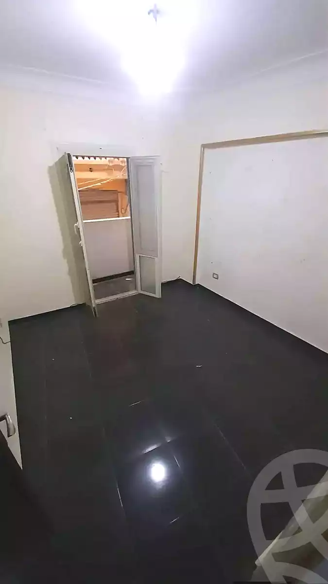 https://aqarmap.com.eg/ar/listing/6683603-for-sale-alexandria-l-jmy-lbytsh-ibrahim-othman-st