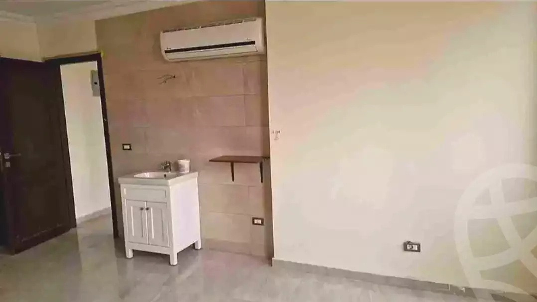 https://aqarmap.com.eg/ar/listing/6683858-for-rent-cairo-manial-lmnyl-lgrby