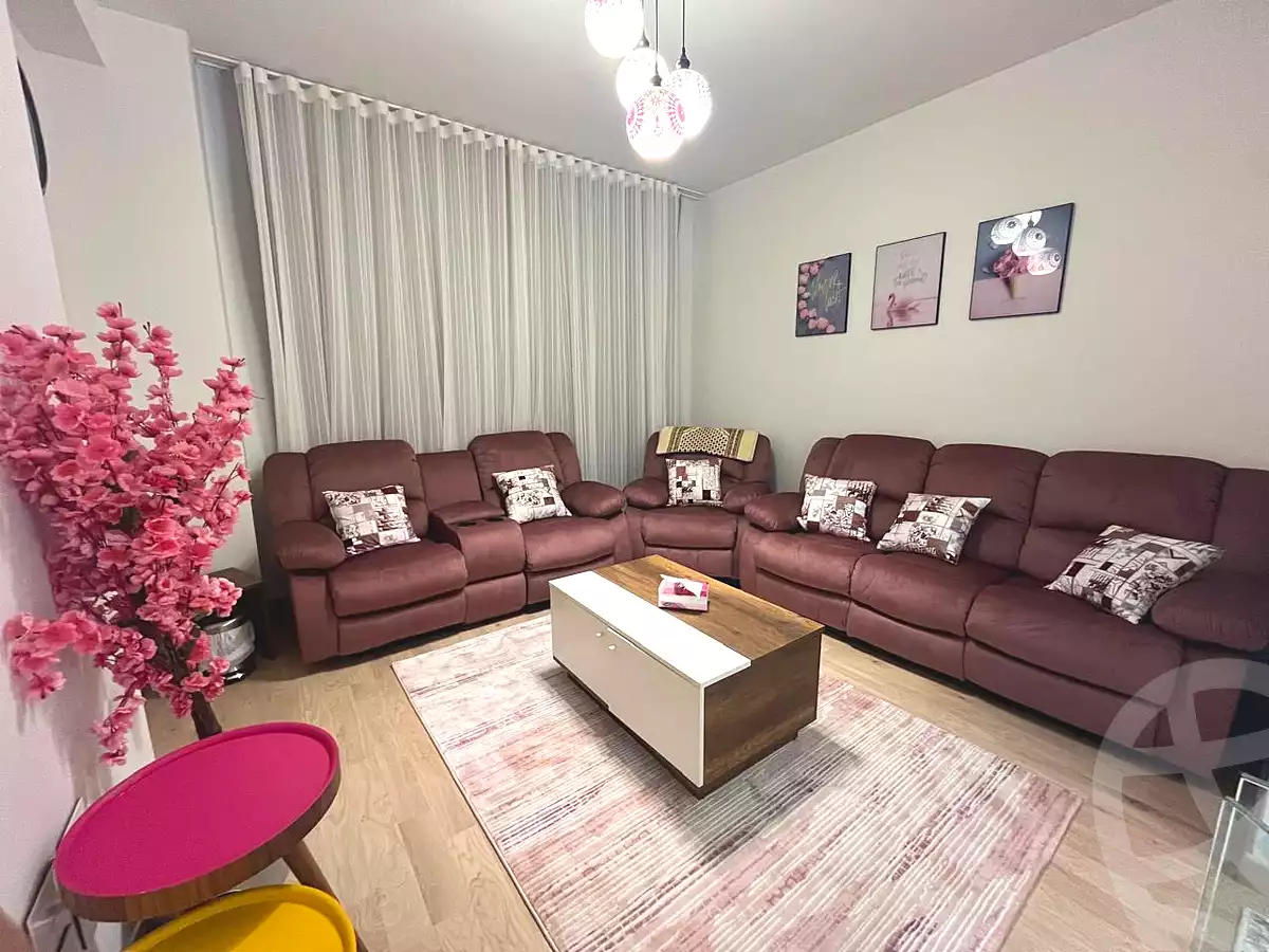 https://aqarmap.com.eg/en/listing/6684296-for-sale-cairo-el-shorouk-compounds-al-burouj-compound-imkan