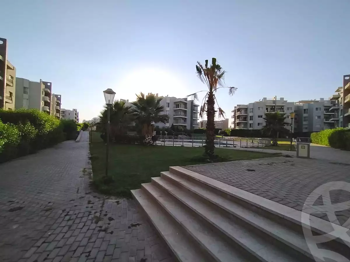 https://aqarmap.com.eg/en/listing/6684559-for-sale-cairo-el-sheikh-zayed-city-compounds-dh-drys