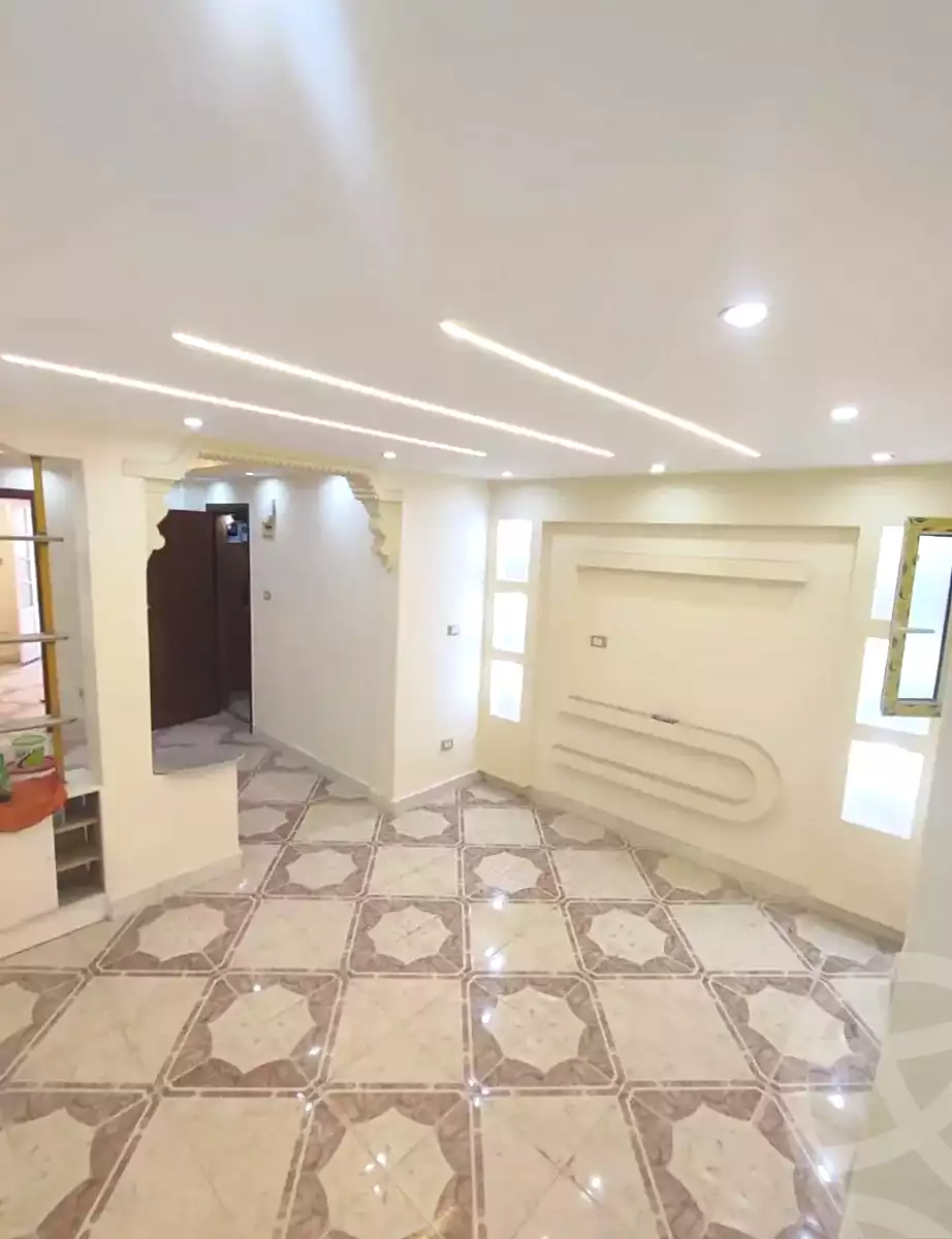 https://aqarmap.com.eg/ar/listing/6684787-for-sale-alexandria-ganaklis