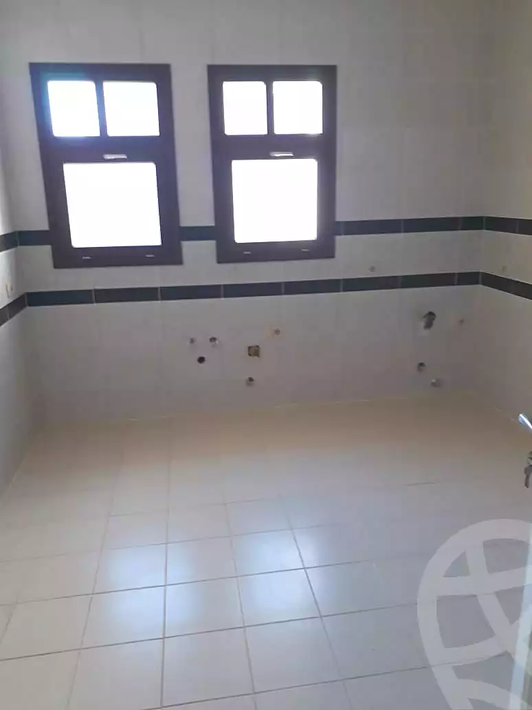 https://aqarmap.com.eg/en/listing/6685165-for-sale-cairo-el-sheikh-zayed-city-compounds-beverly-hills